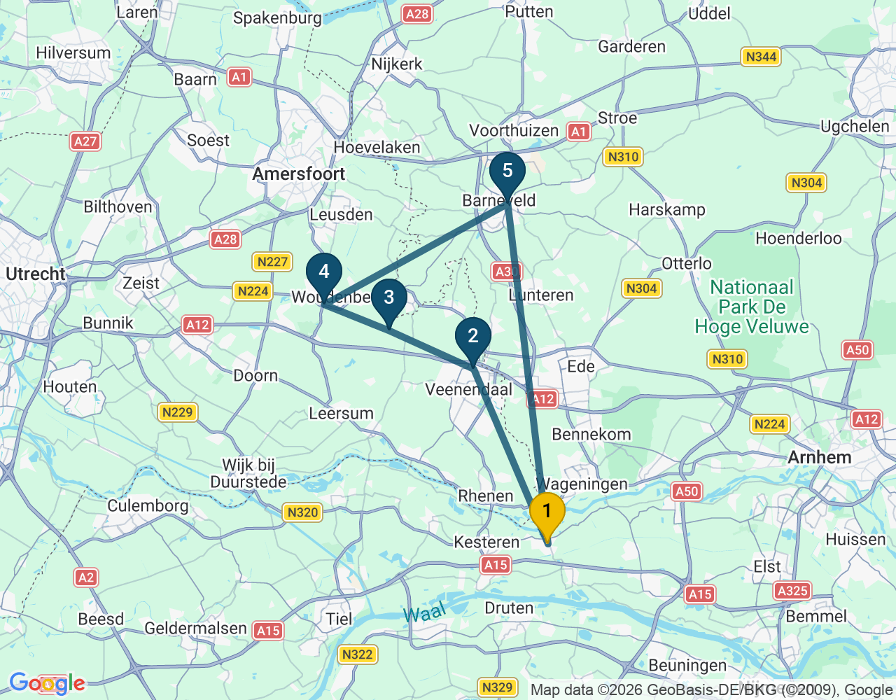 Kaart van de kringlooproute met de winkels 1 Opheusden, 2 Veenendaal, 3 Scherpenzeel, 4 Woudenberg en 5 Barneveld